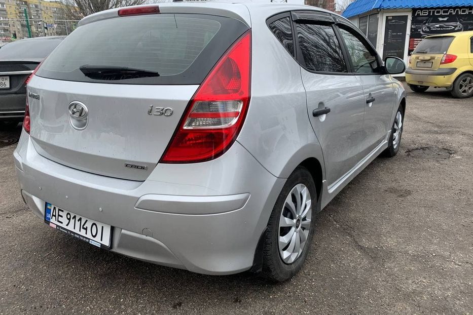 Продам Hyundai i30  2011 года в Днепре