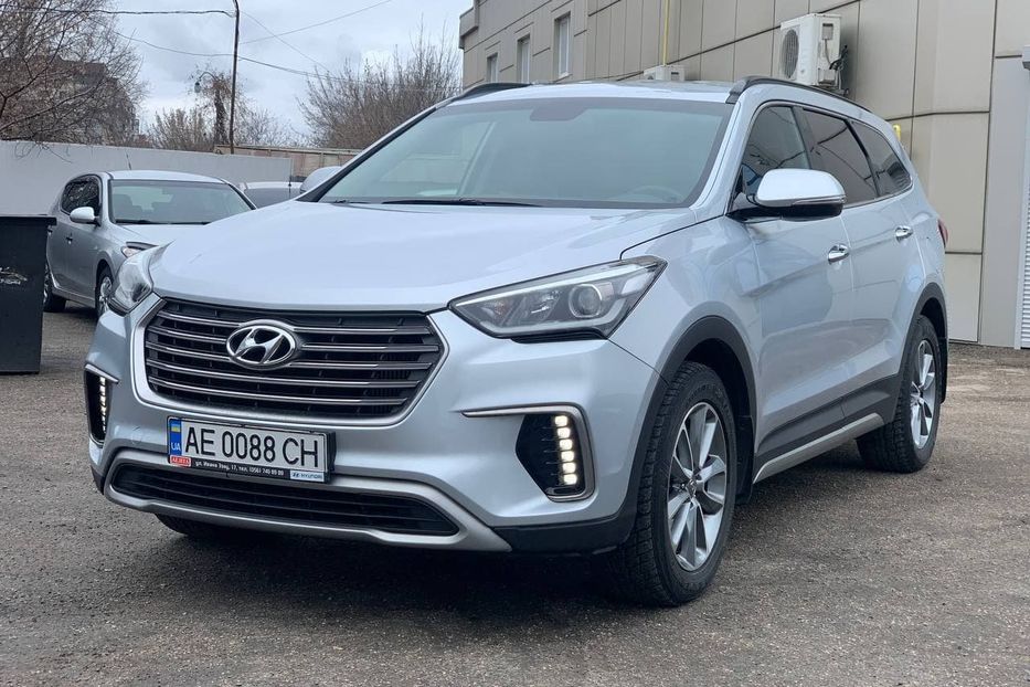 Продам Hyundai Grand Santa Fe IDEAL 2017 года в Днепре