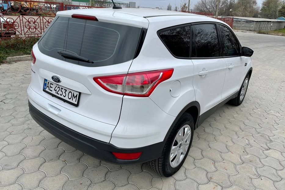 Продам Ford Escape 2016 года в Днепре