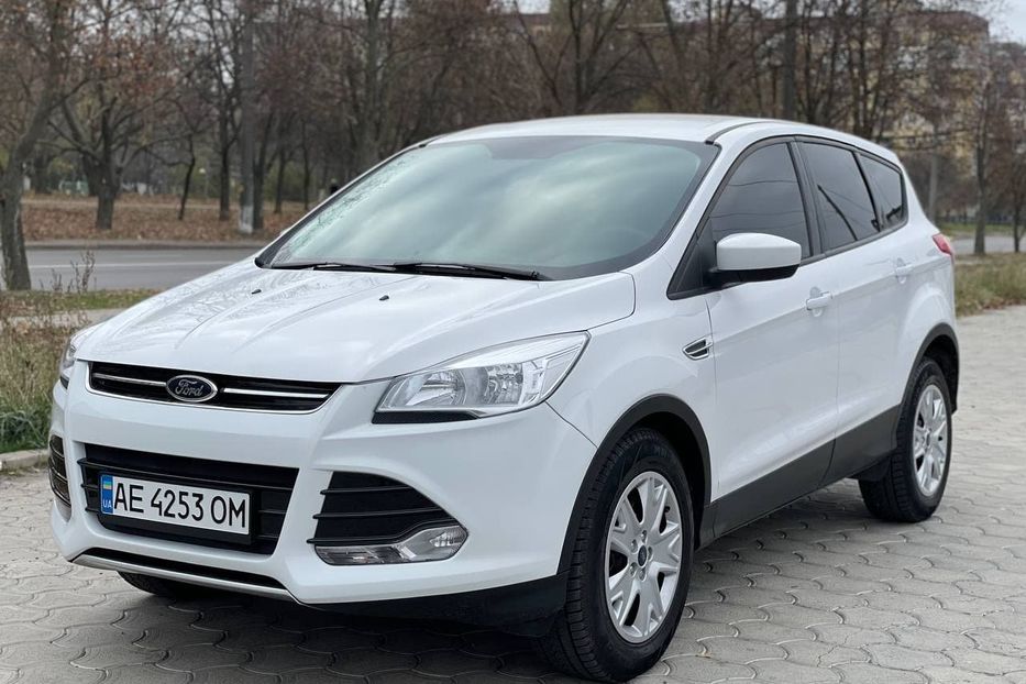 Продам Ford Escape 2016 года в Днепре