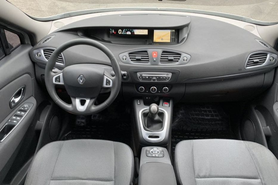 Продам Renault Grand Scenic 2011 года в Днепре