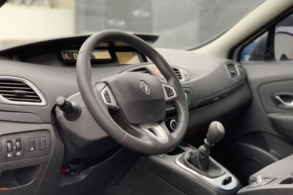 Продам Renault Grand Scenic 2011 года в Днепре