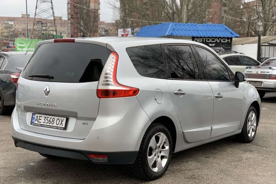 Продам Renault Grand Scenic 2011 года в Днепре