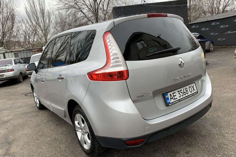 Продам Renault Grand Scenic 2011 года в Днепре