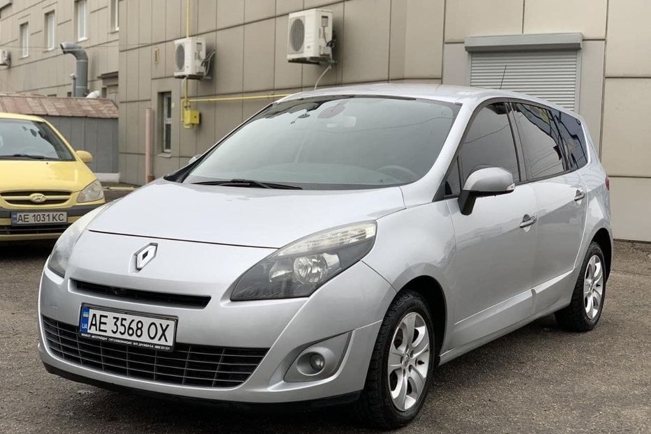 Продам Renault Grand Scenic 2011 года в Днепре