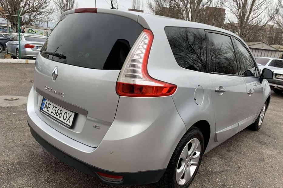 Продам Renault Grand Scenic 2011 года в Днепре