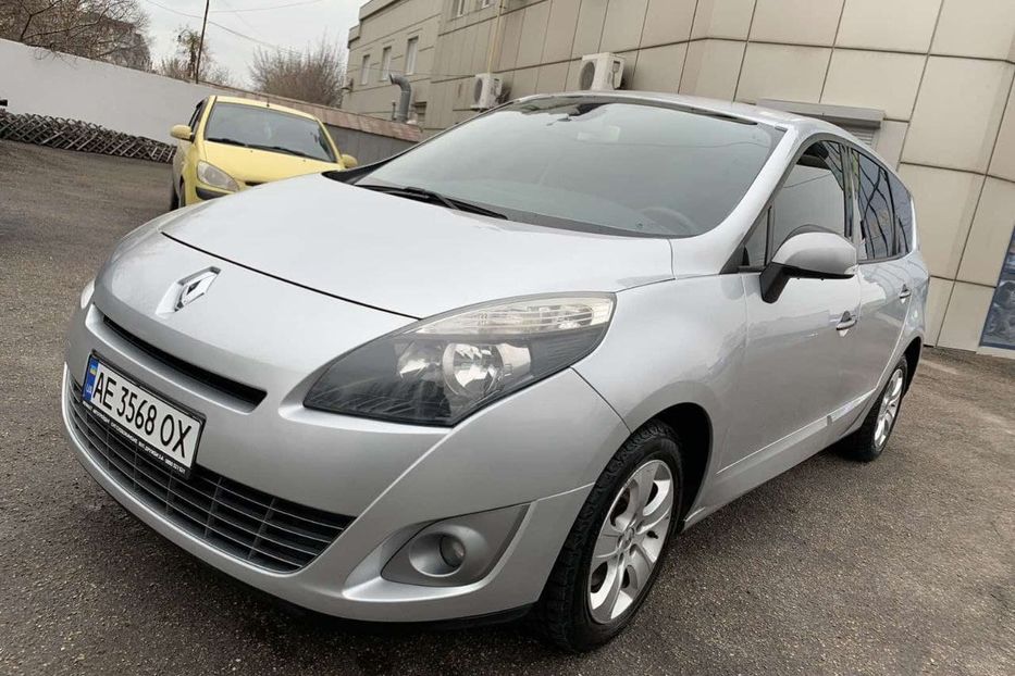 Продам Renault Grand Scenic 2011 года в Днепре