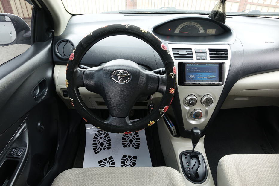 Продам Toyota Yaris Automat 2008 года в Одессе