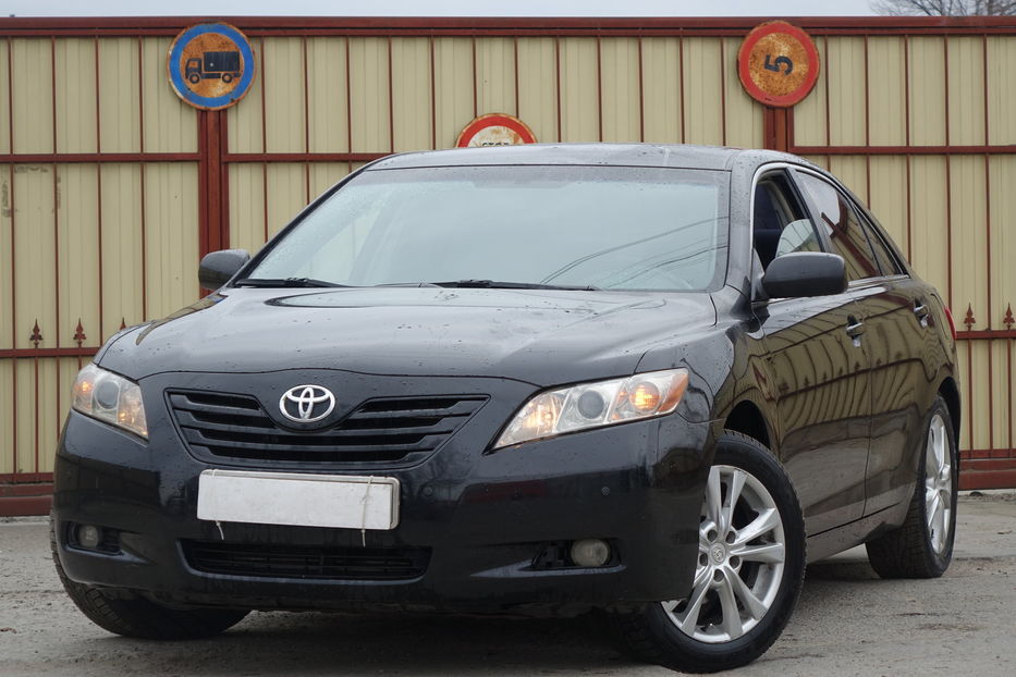 Продам Toyota Camry 2007 года в Одессе