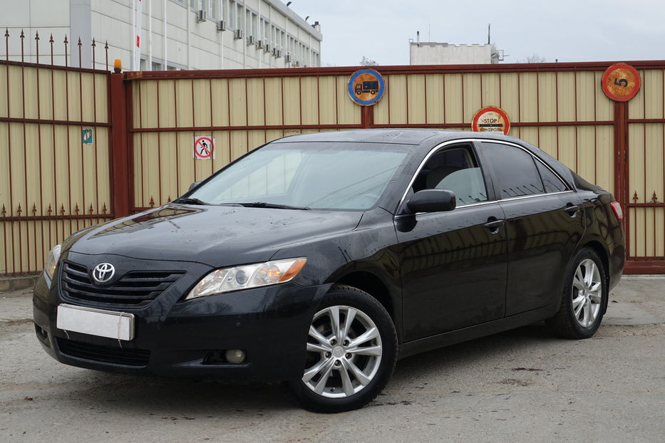 Продам Toyota Camry 2007 года в Одессе