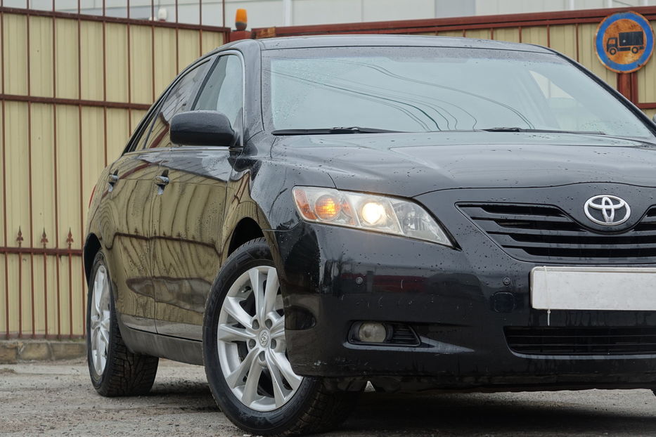 Продам Toyota Camry 2007 года в Одессе