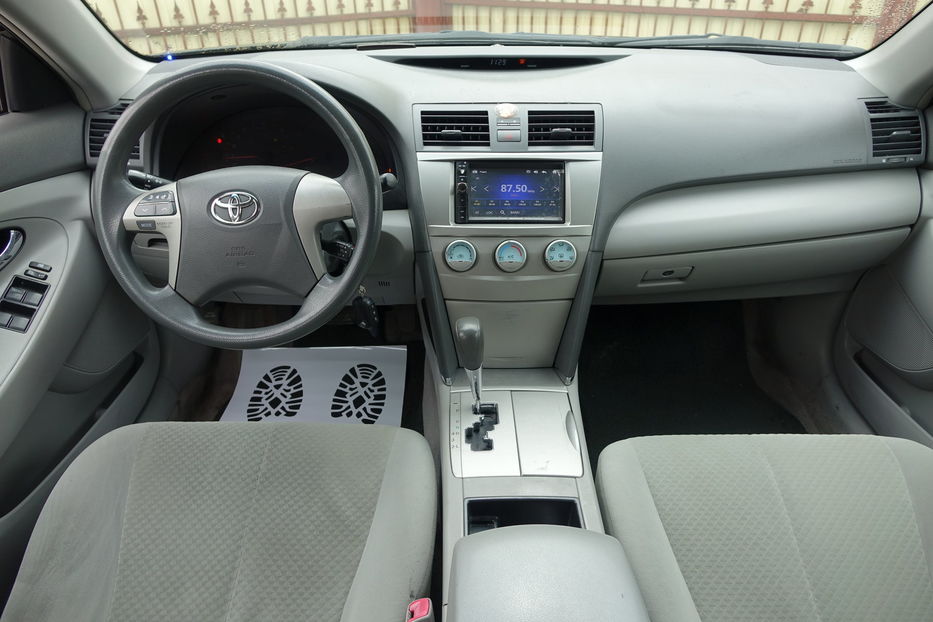 Продам Toyota Camry 2007 года в Одессе