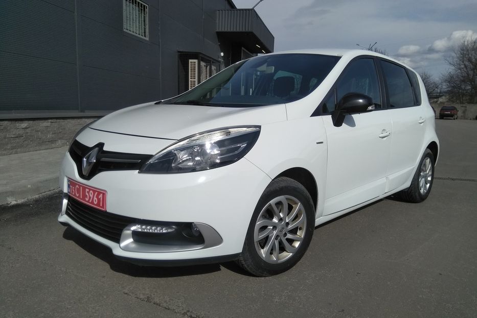 Продам Renault Scenic 1.5 110 Limited NAVI 2015 года в Львове