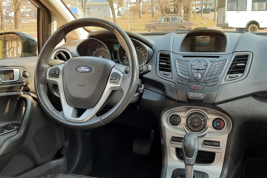 Продам Ford Fiesta SE 2015 года в Николаеве