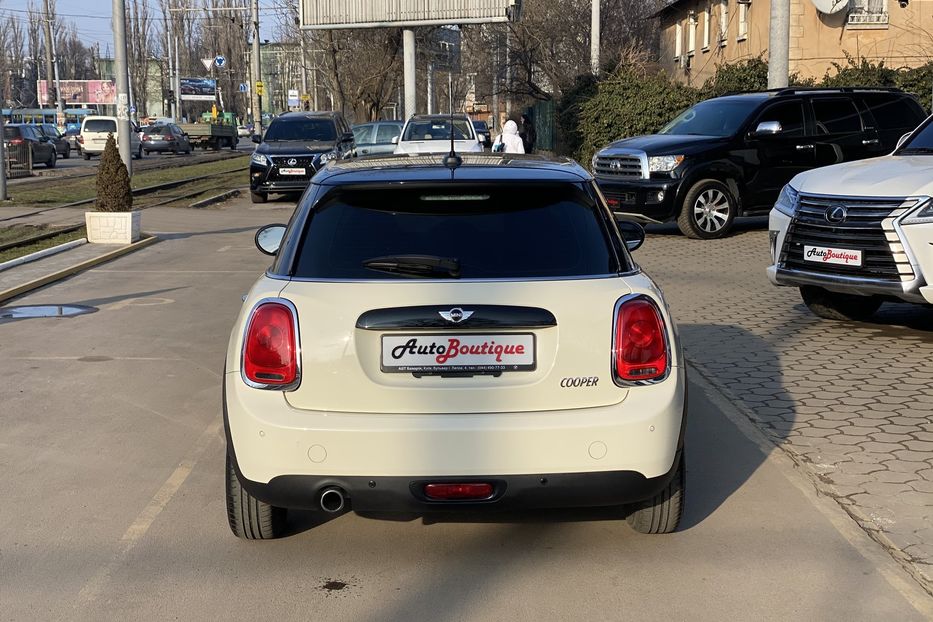 Продам MINI Cooper 2015 года в Одессе