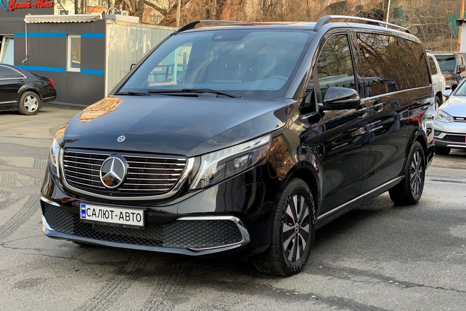 Продам Mercedes-Benz V-Class EQV300 2020 года в Киеве