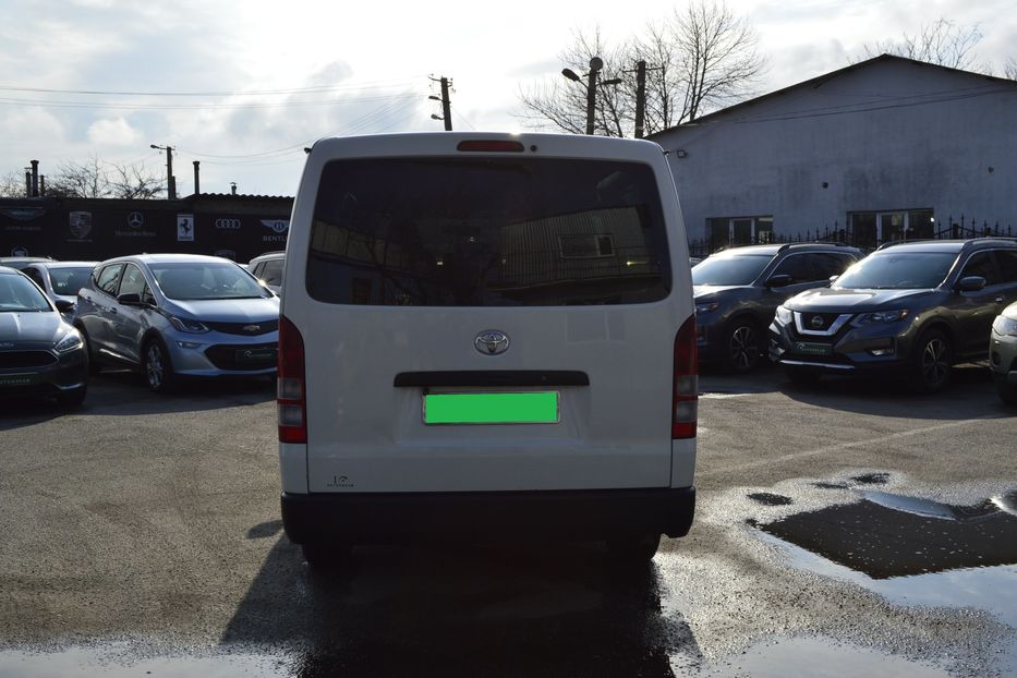 Продам Toyota Hiace пасс. 2012 года в Одессе