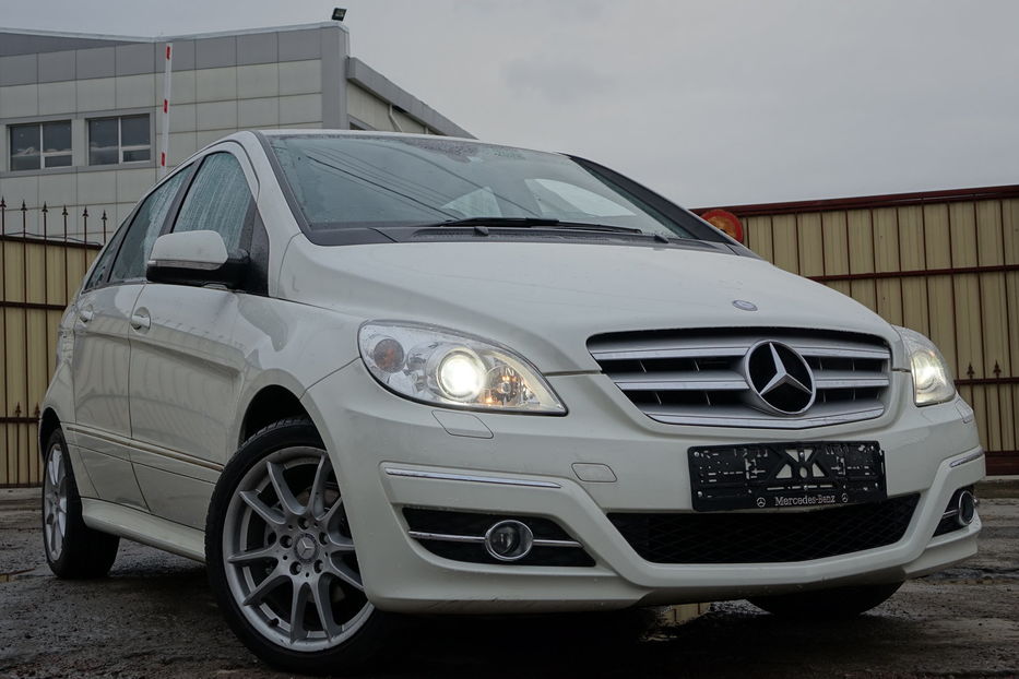 Продам Mercedes-Benz B-Class automat 2013 года в Одессе