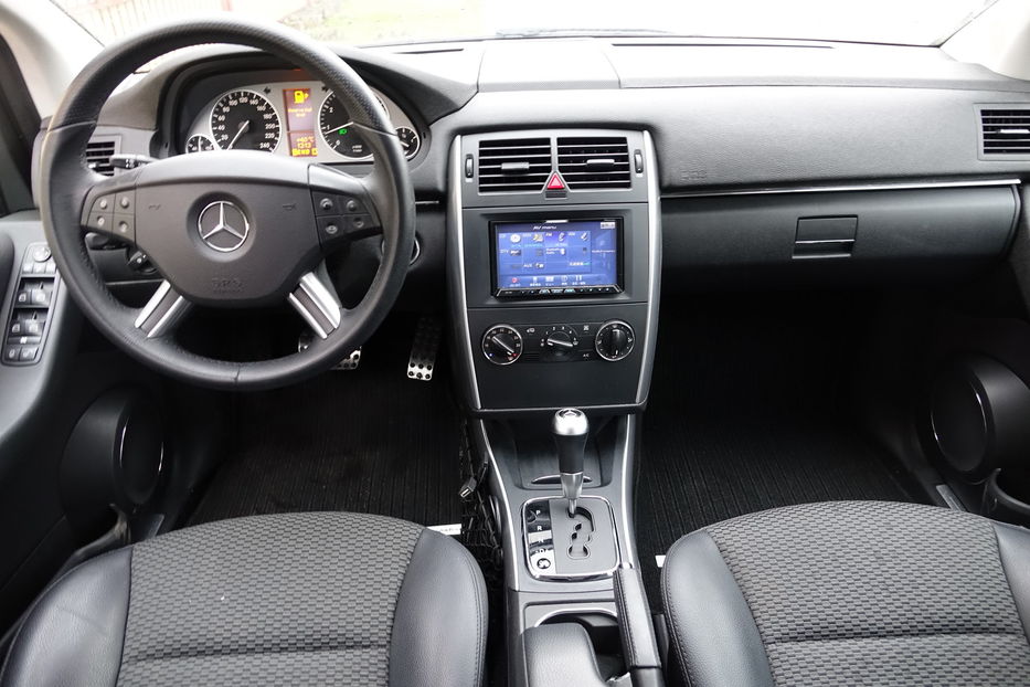 Продам Mercedes-Benz B-Class automat 2013 года в Одессе