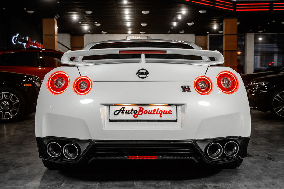 Продам Nissan GT-R 2016 года в Одессе