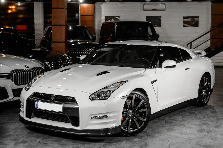 Продам Nissan GT-R 2016 года в Одессе