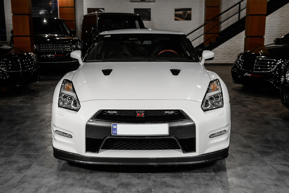 Продам Nissan GT-R 2016 года в Одессе