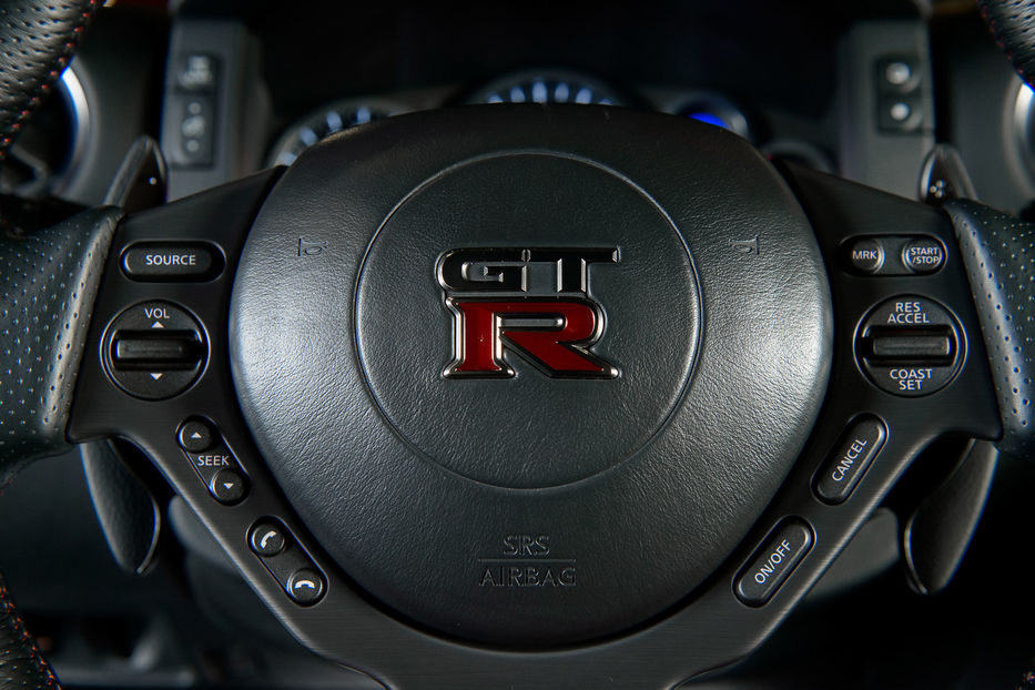 Продам Nissan GT-R 2016 года в Одессе