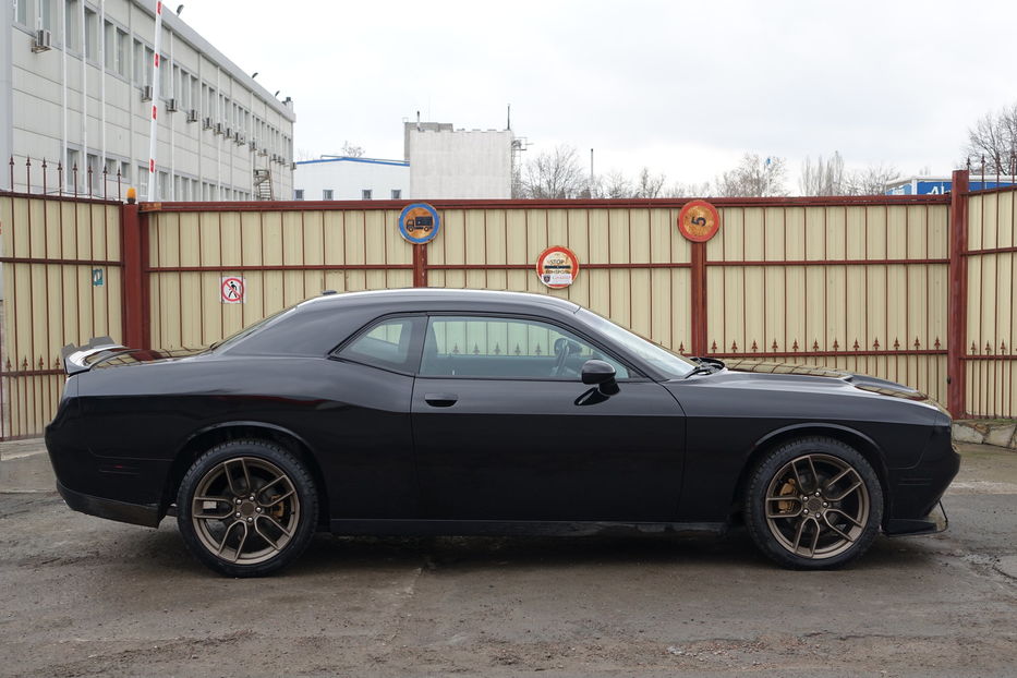 Продам Dodge Challenger 2018 года в Одессе