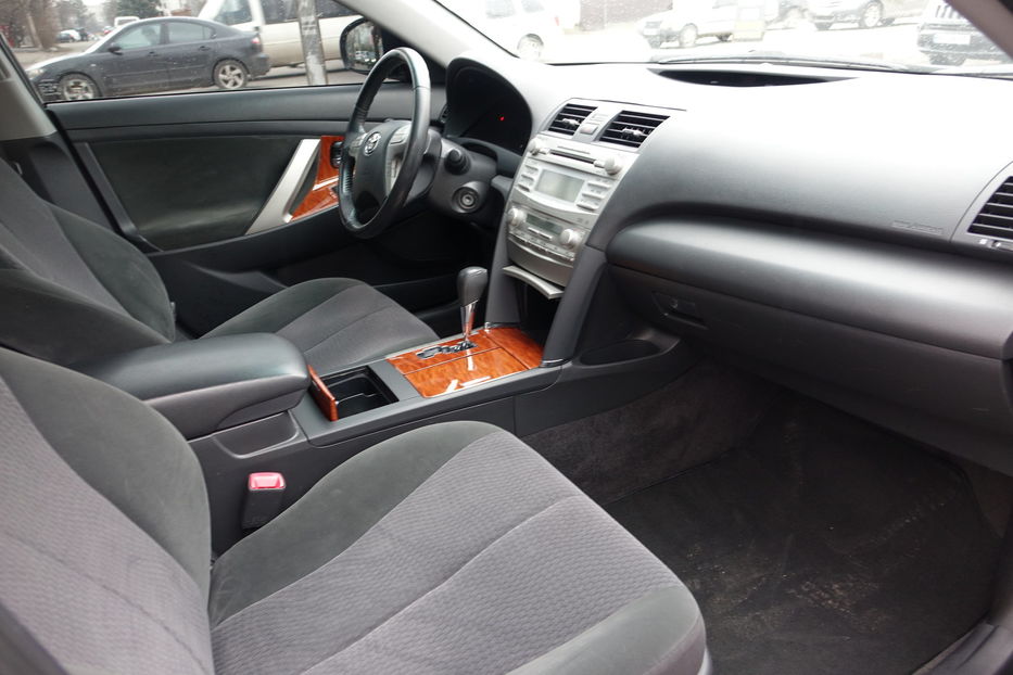 Продам Toyota Camry 2009 года в Одессе