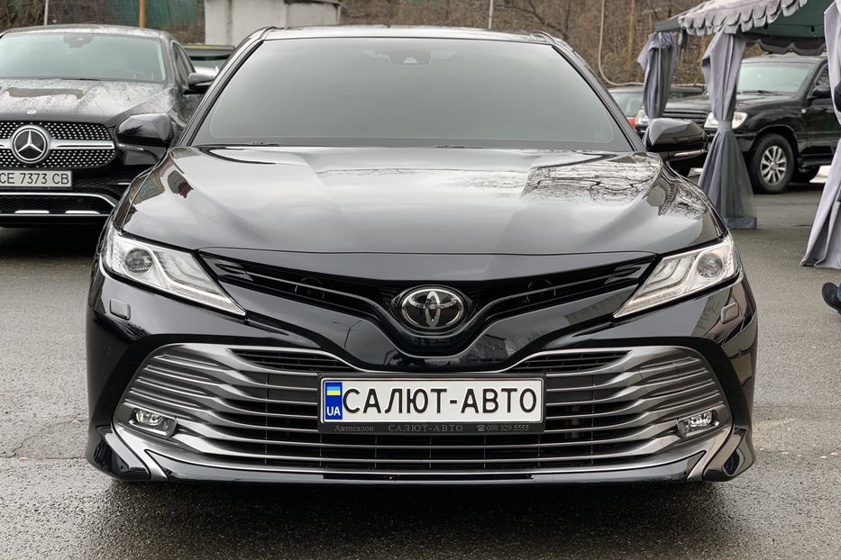 Продам Toyota Camry PRESTIGE 2018 года в Киеве