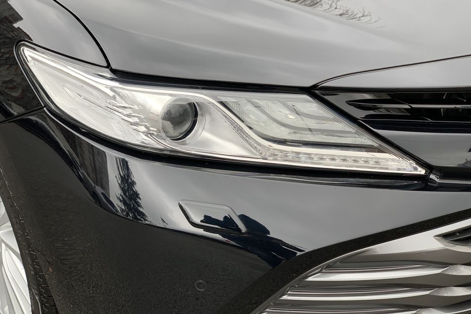 Продам Toyota Camry PRESTIGE 2018 года в Киеве