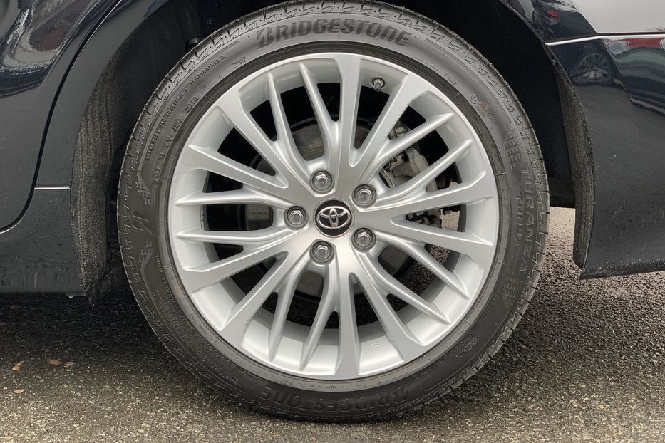 Продам Toyota Camry PRESTIGE 2018 года в Киеве