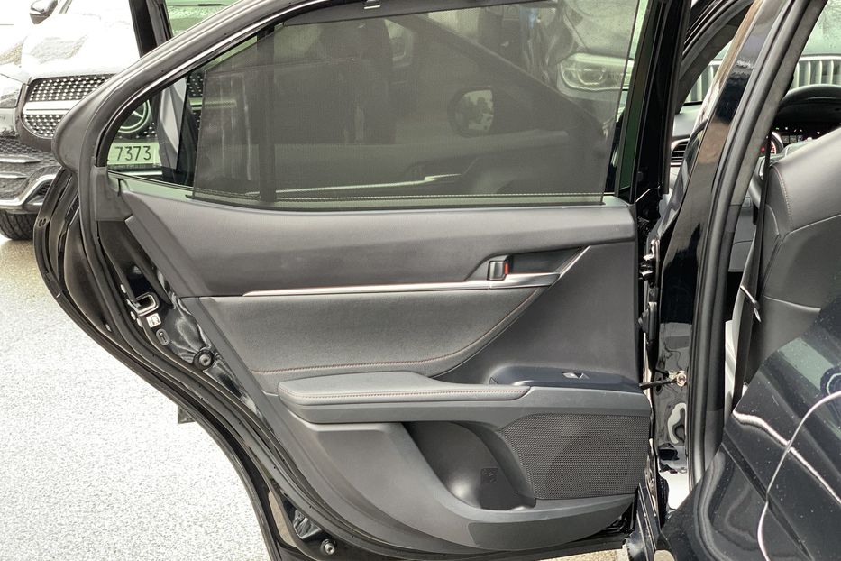 Продам Toyota Camry PRESTIGE 2018 года в Киеве