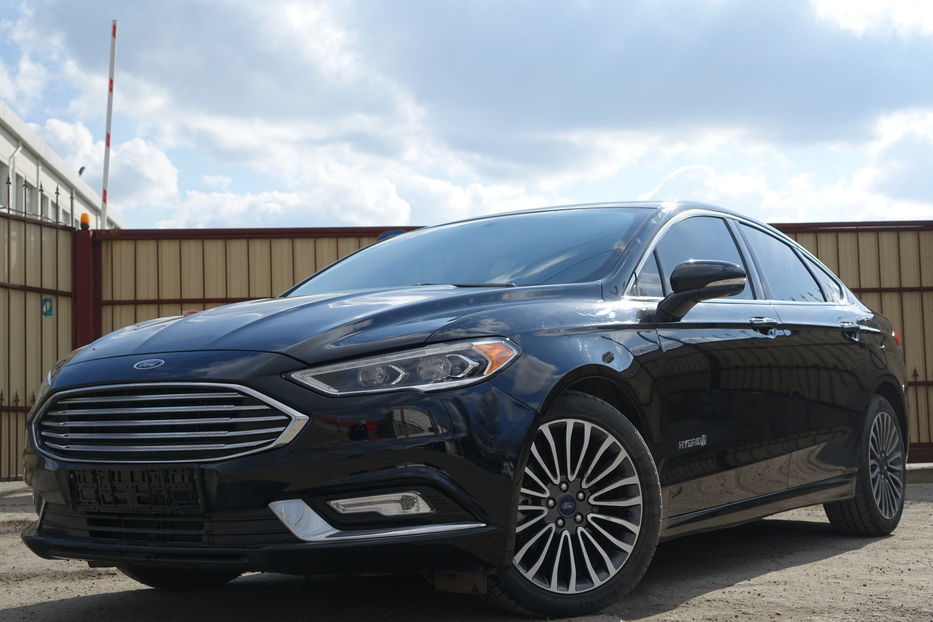 Продам Ford Fusion HYBRIDE 2017 года в Одессе