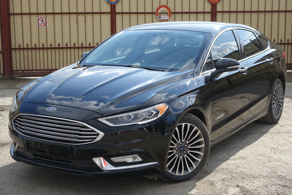 Продам Ford Fusion HYBRIDE 2017 года в Одессе