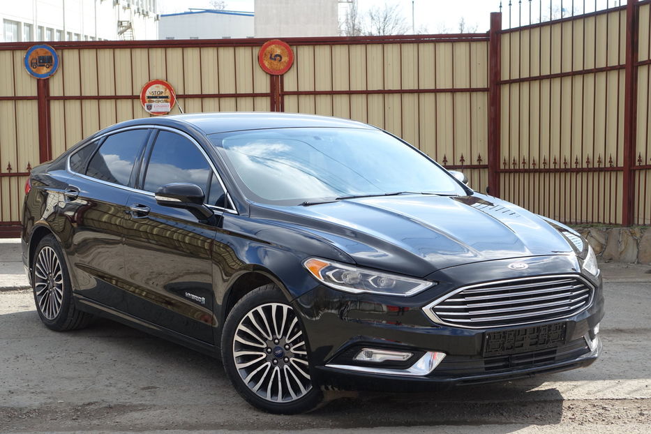 Продам Ford Fusion HYBRIDE 2017 года в Одессе