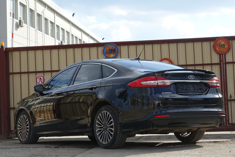 Продам Ford Fusion HYBRIDE 2017 года в Одессе