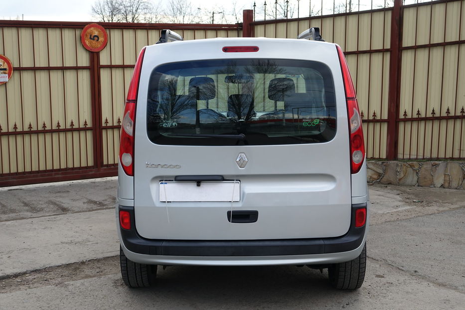 Продам Renault Kangoo пасс. 2012 года в Одессе