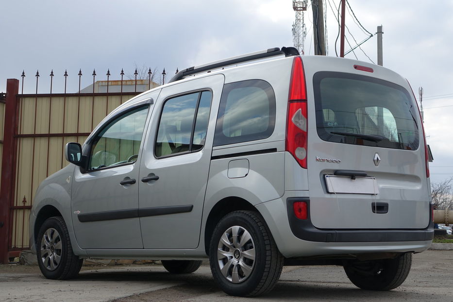 Продам Renault Kangoo пасс. 2012 года в Одессе