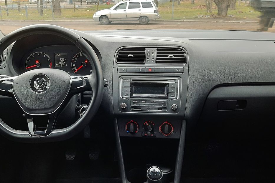 Продам Volkswagen Polo Comfortline 2015 года в Николаеве