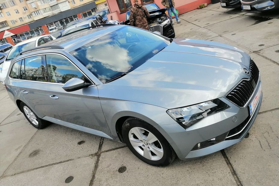 Продам Skoda Superb 1.8 TDI 2016 года в Одессе