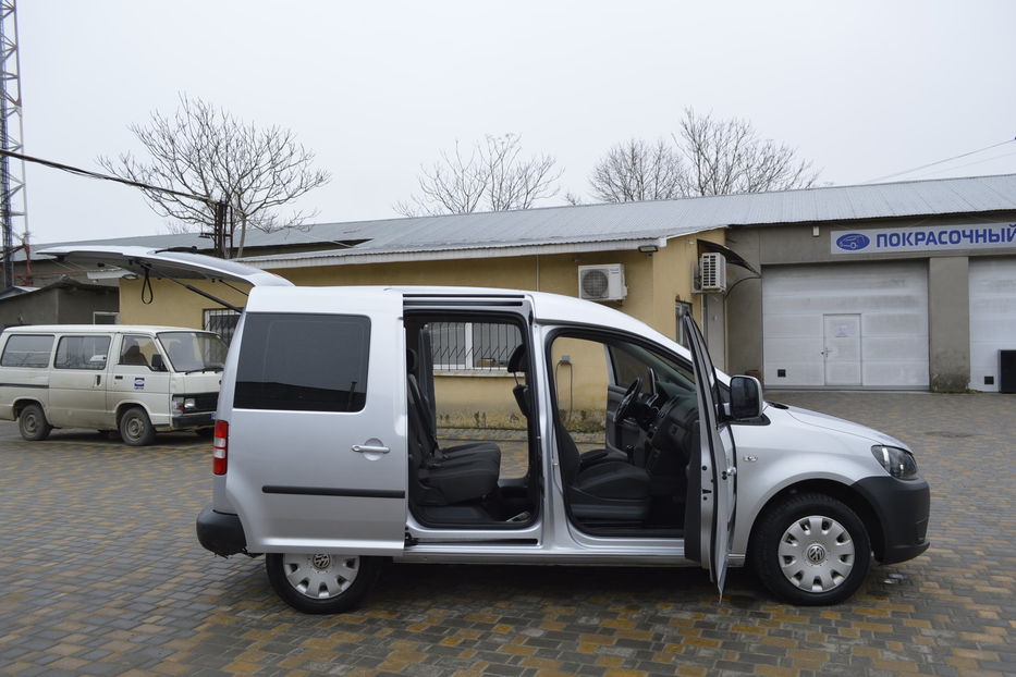 Продам Volkswagen Caddy пасс. 2013 года в Одессе