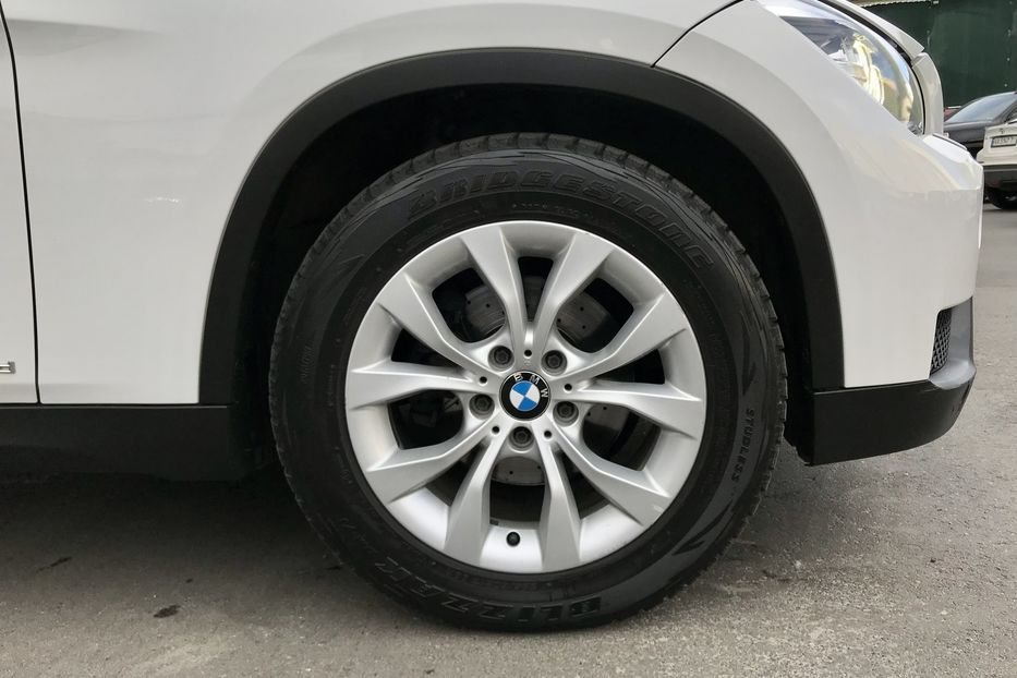 Продам BMW X1 xDrive 25d 2013 года в Киеве