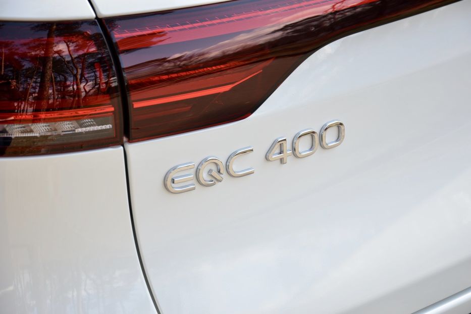 Продам Mercedes-Benz EQC 400 AMG 2021 года в Киеве