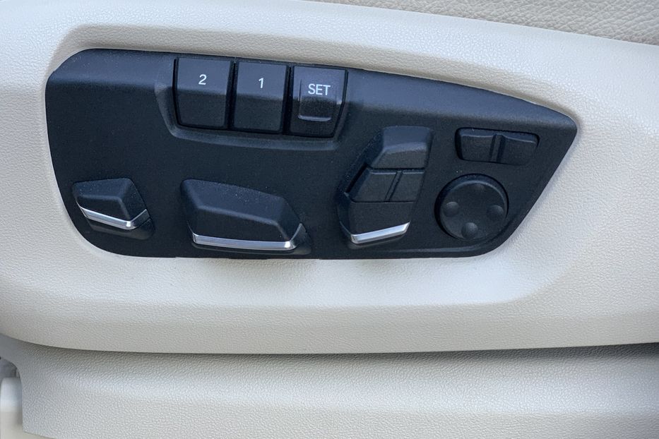 Продам BMW X5 2017 года в Киеве