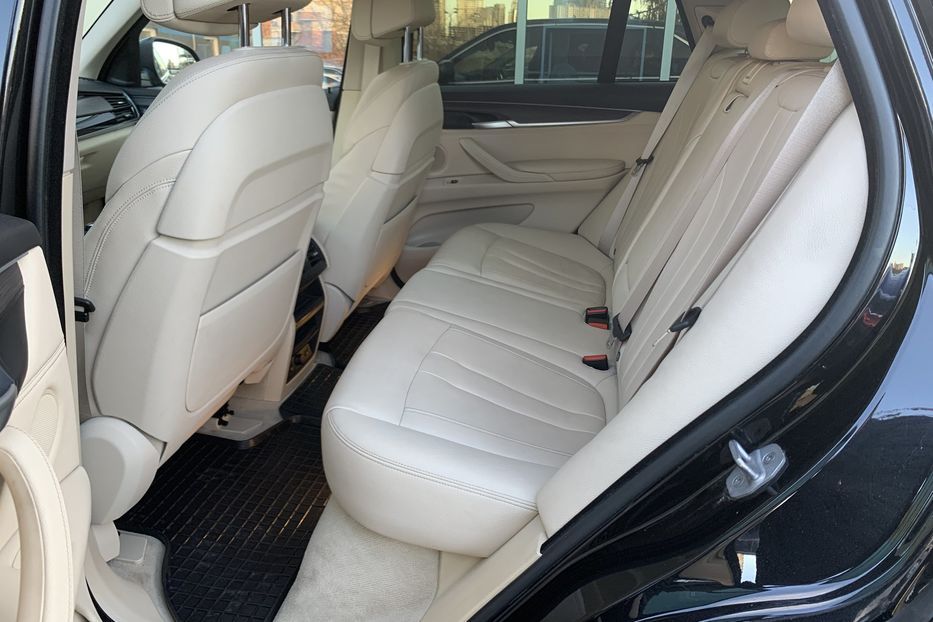Продам BMW X5 2017 года в Киеве