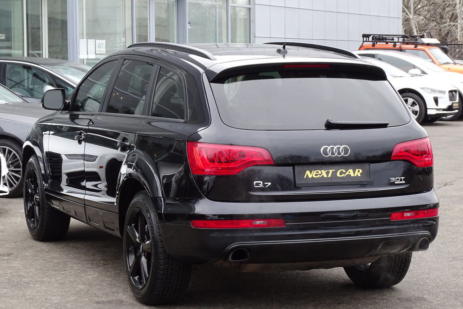 Продам Audi Q7 2015 года в Киеве