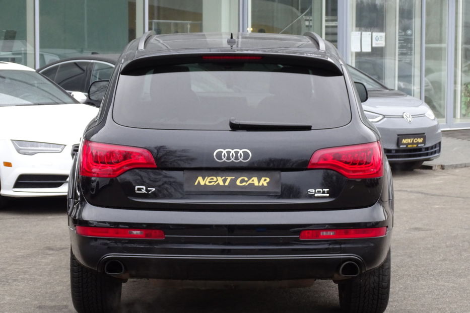 Продам Audi Q7 2015 года в Киеве