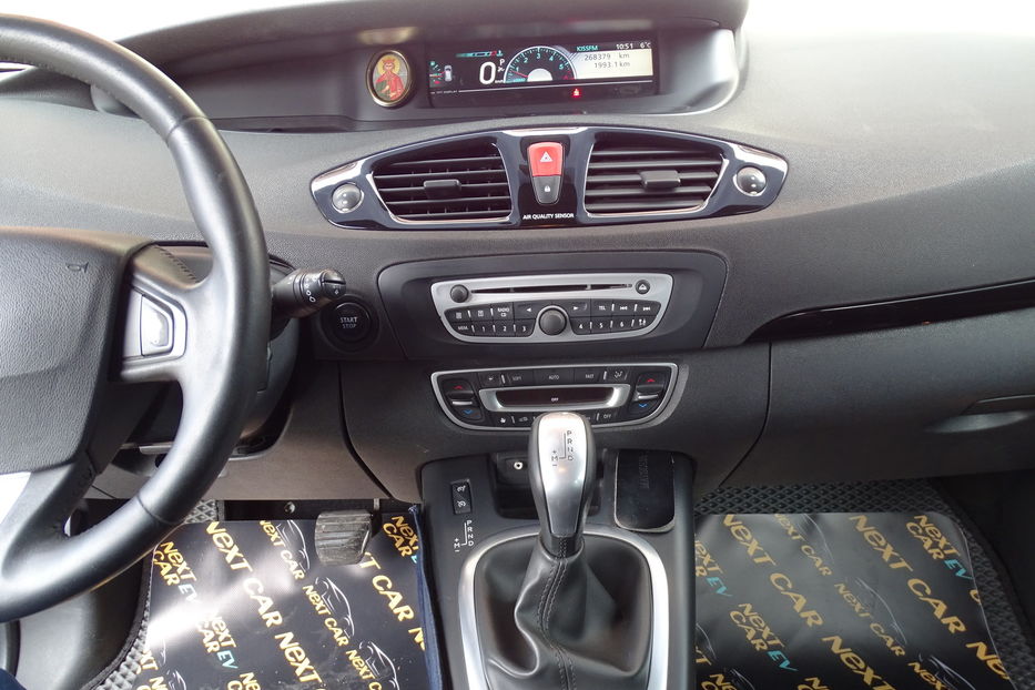 Продам Renault Grand Scenic 2011 года в Киеве