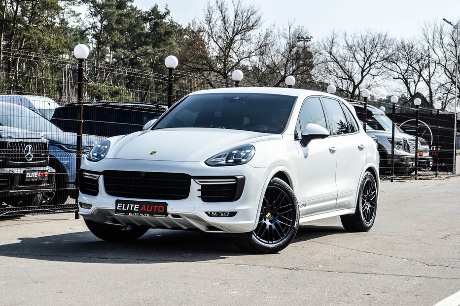 Продам Porsche Cayenne GTS 2017 года в Киеве